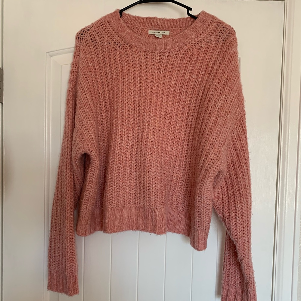 Chunky, pink American Eagle sweater, size small